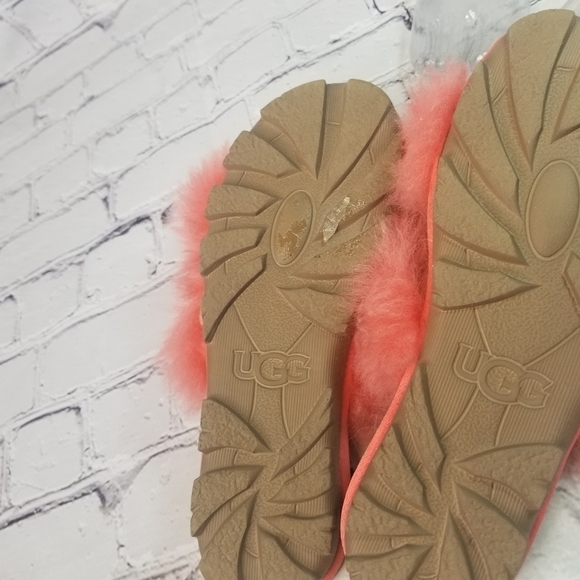 Ugg neon coral peach shearling  scruff slides slippers - Picture 5 of 11